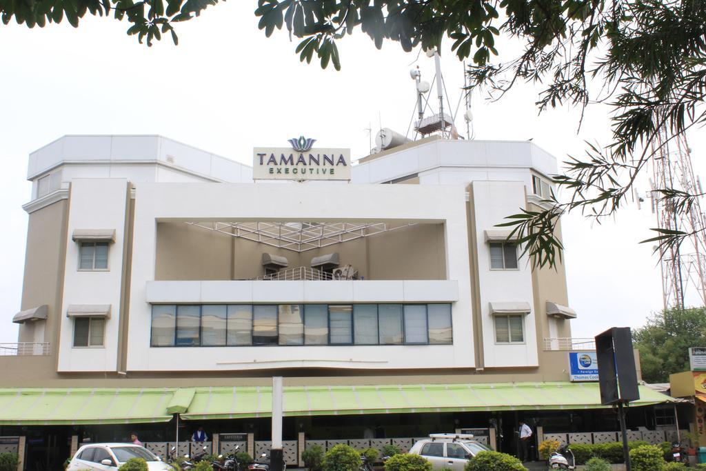 Executive Tamanna Hotel Хіньеваді Екстер'єр фото